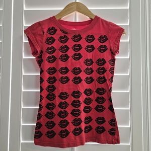 Lips Graphic Tee